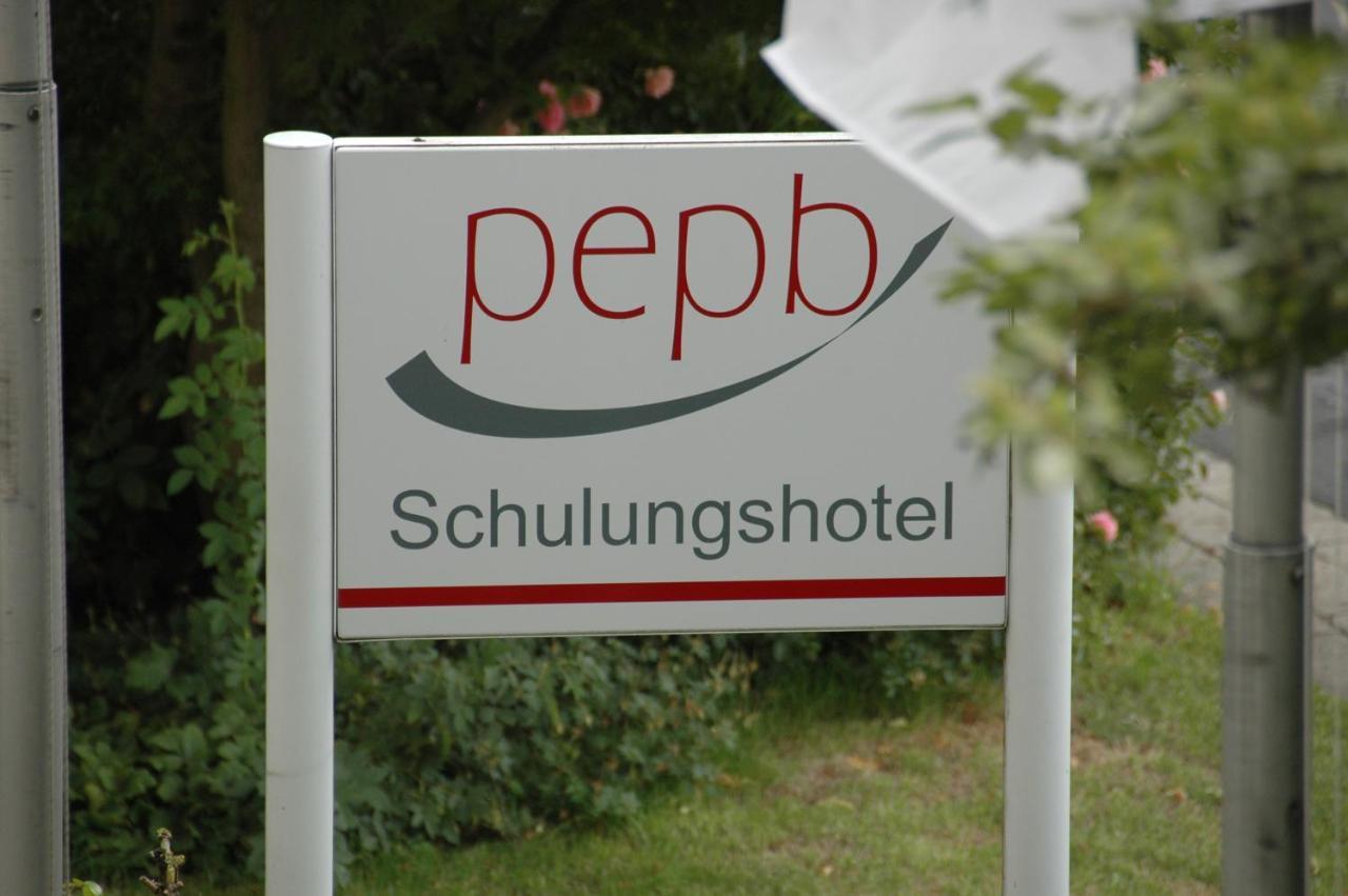 Pepb Schulungshotel Зарштедт Экстерьер фото